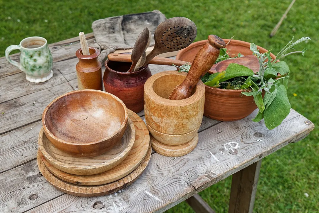 La grande table de la cuisine, où tout le monde tient